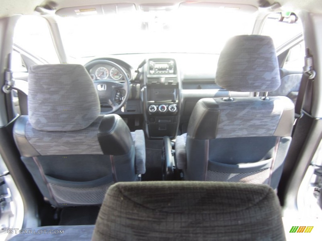 2004 CR-V LX - Satin Silver Metallic / Black photo #29