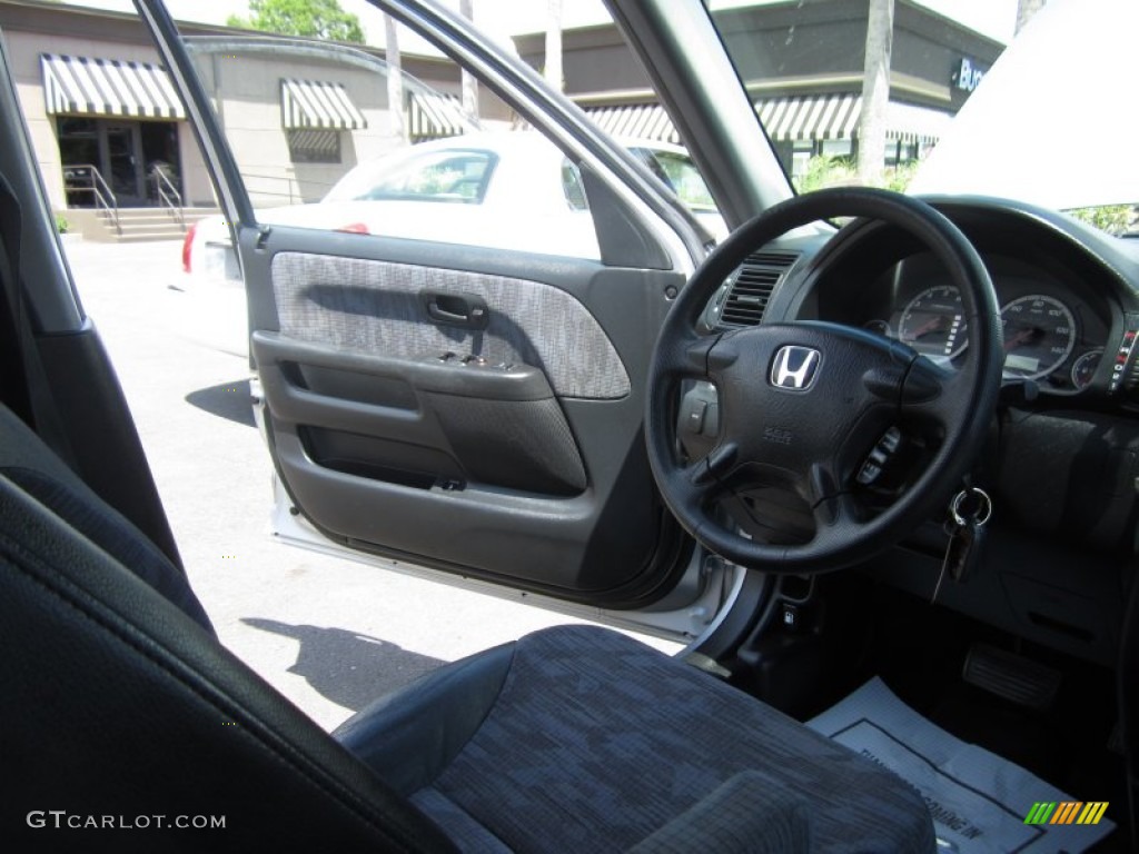 2004 CR-V LX - Satin Silver Metallic / Black photo #36