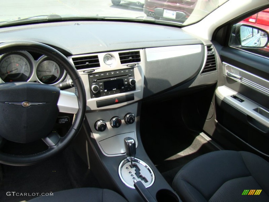 2009 Sebring Touring Sedan - Clearwater Blue Pearl / Dark Slate Gray photo #15