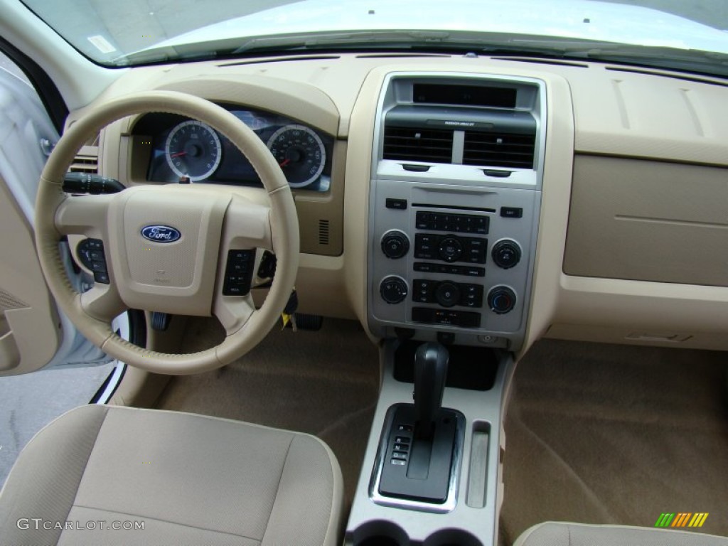 2011 Escape XLT V6 - White Suede / Camel photo #22