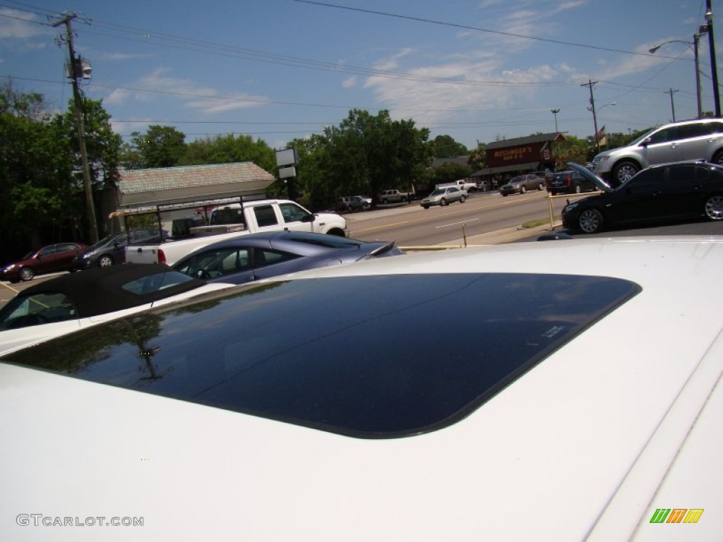 2010 Challenger R/T - Stone White / Dark Slate Gray photo #28