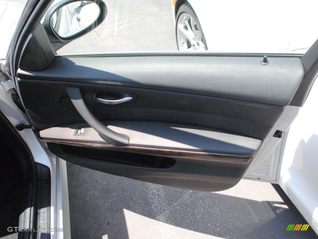 2007 3 Series 328i Wagon - Titanium Silver Metallic / Black photo #5