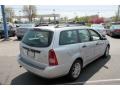 2002 CD Silver Metallic Ford Focus SE Wagon  photo #10