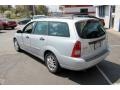 2002 CD Silver Metallic Ford Focus SE Wagon  photo #12