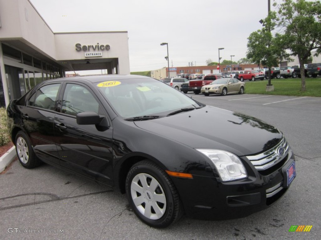 2007 Fusion S - Black / Camel photo #7