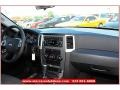 Brilliant Black Crystal Pearl - Grand Cherokee Laredo Photo No. 28