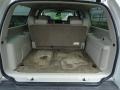 White Diamond - Escalade ESV AWD Photo No. 25