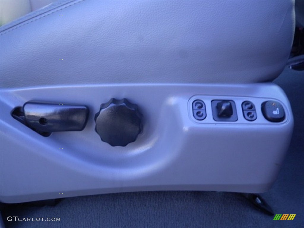 2005 F350 Super Duty Lariat Crew Cab Dually - True Blue Metallic / Medium Flint photo #17