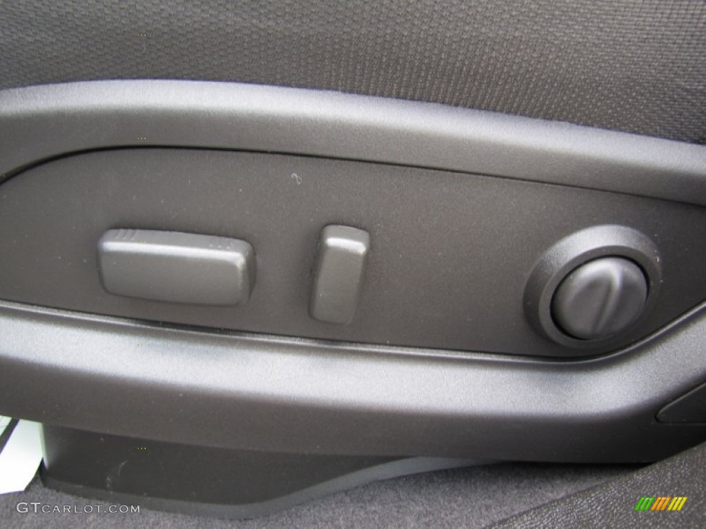 2012 Traverse LT AWD - Silver Ice Metallic / Ebony photo #14