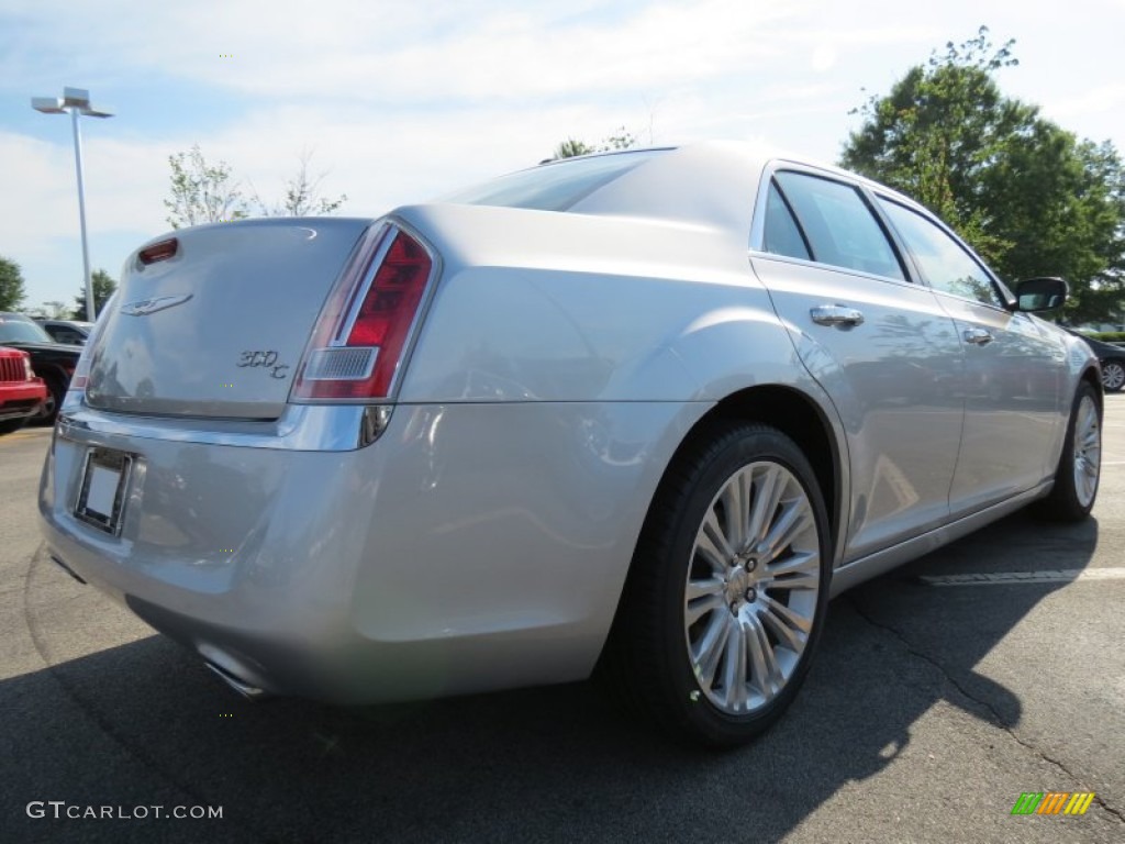 2012 300 C - Bright Silver Metallic / Black photo #3