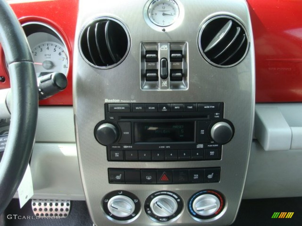 2007 Chrysler PT Cruiser GT Controls Photos