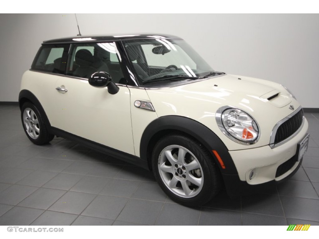 2009 Cooper S Hardtop - Pepper White / Black/Grey photo #1