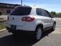 Candy White - Tiguan SE Photo No. 7