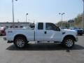 Oxford White - F250 Super Duty Lariat SuperCab 4x4 Photo No. 4