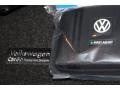 Black - Jetta SE Sedan Photo No. 17