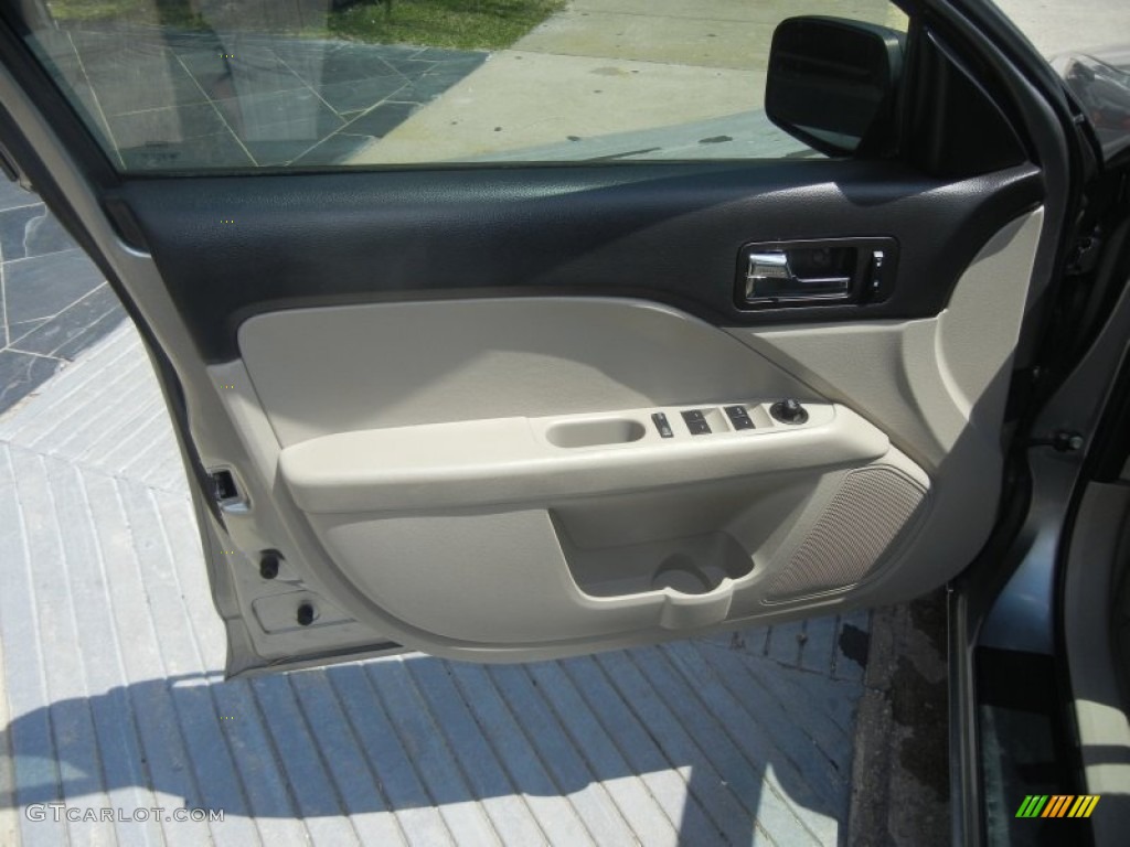 2008 Fusion S - Vapor Silver Metallic / Medium Light Stone photo #13