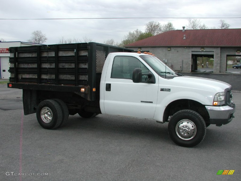 2002 F350 Super Duty XL Regular Cab 4x4 Stake Truck - Oxford White / Medium Flint photo #14