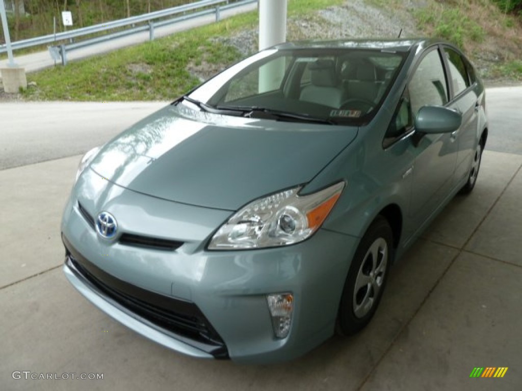 2012 Prius 3rd Gen Two Hybrid - Sea Glass Pearl / Misty Gray photo #5