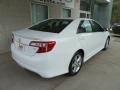 Super White - Camry SE Photo No. 2