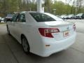 Super White - Camry SE Photo No. 4