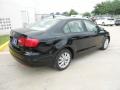 Black - Jetta SE Sedan Photo No. 7