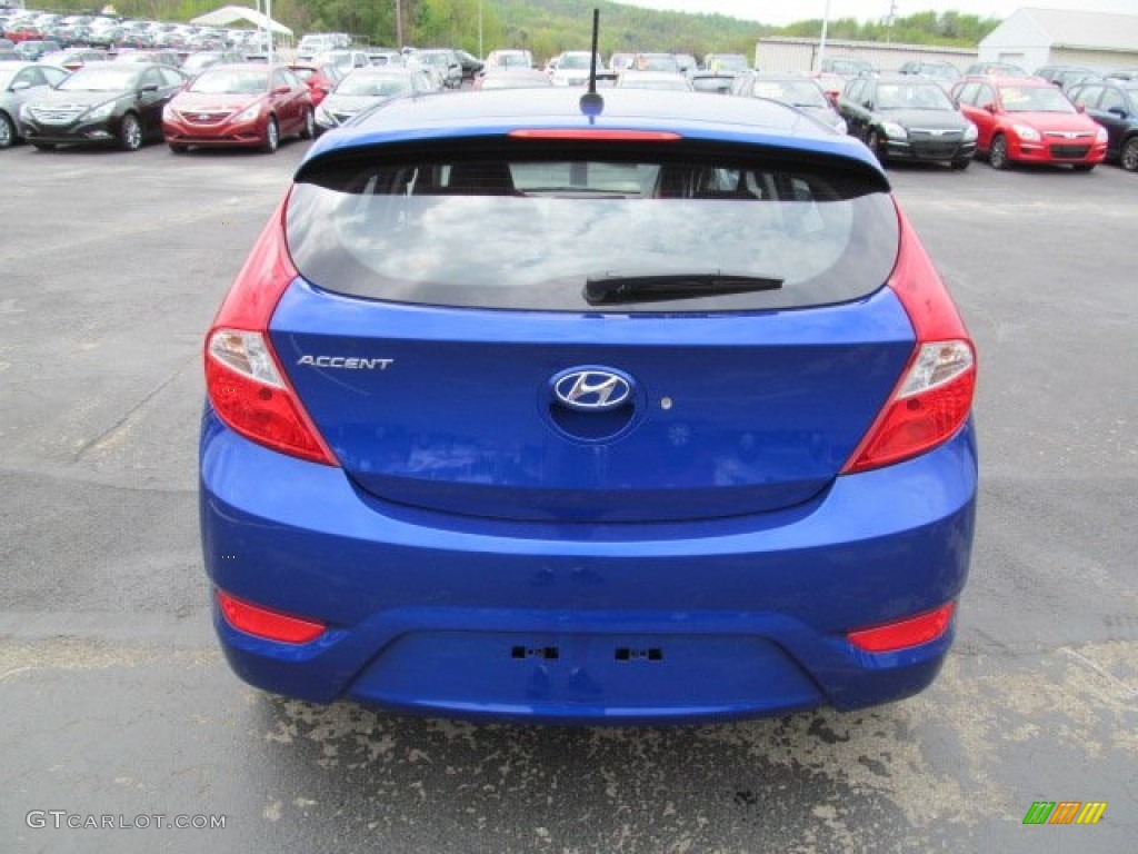 2012 Accent SE 5 Door - Marathon Blue / Black photo #4