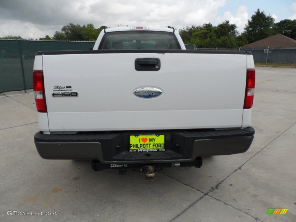 2006 F150 XL Regular Cab - Oxford White / Medium Flint photo #4