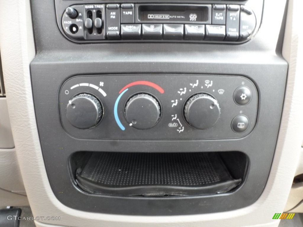 2003 Dodge Ram 2500 SLT Quad Cab Controls Photos