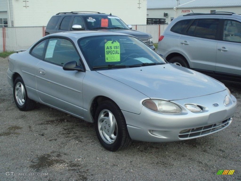 Silver Frost Metallic 2000 Ford Escort ZX2 Coupe Exterior Photo #64544097