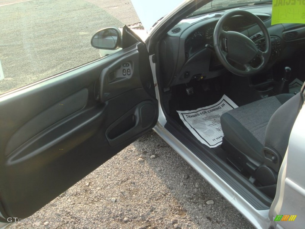 2000 Escort ZX2 Coupe - Silver Frost Metallic / Dark Charcoal photo #17