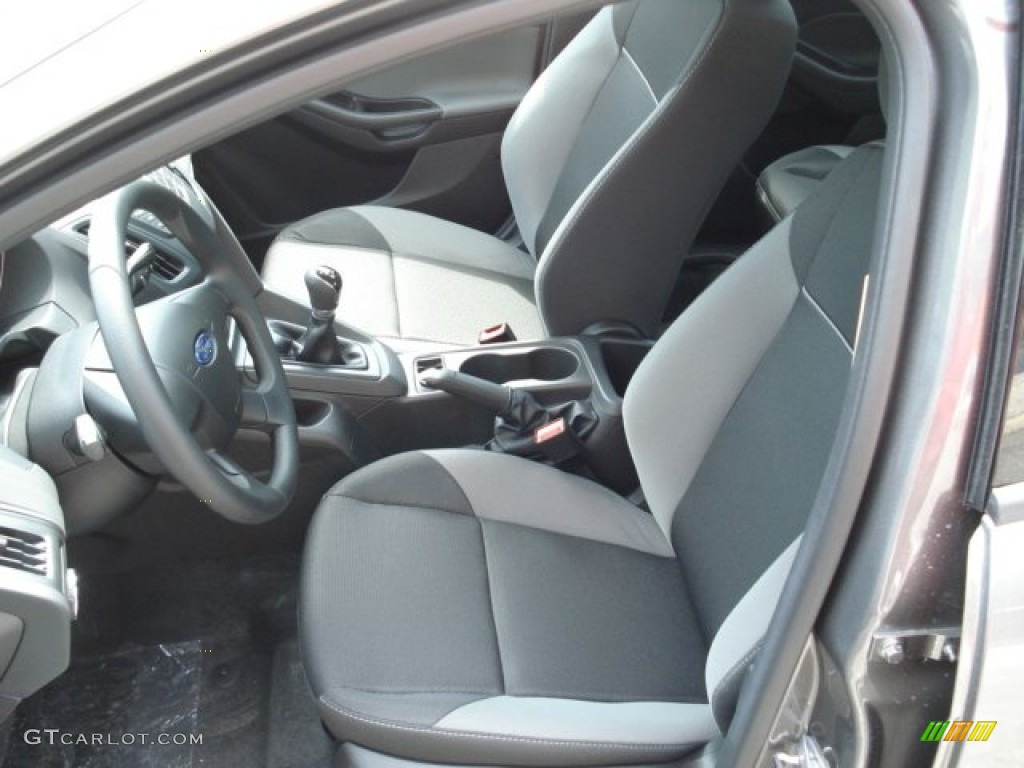 2012 Focus S Sedan - Sterling Grey Metallic / Charcoal Black photo #11