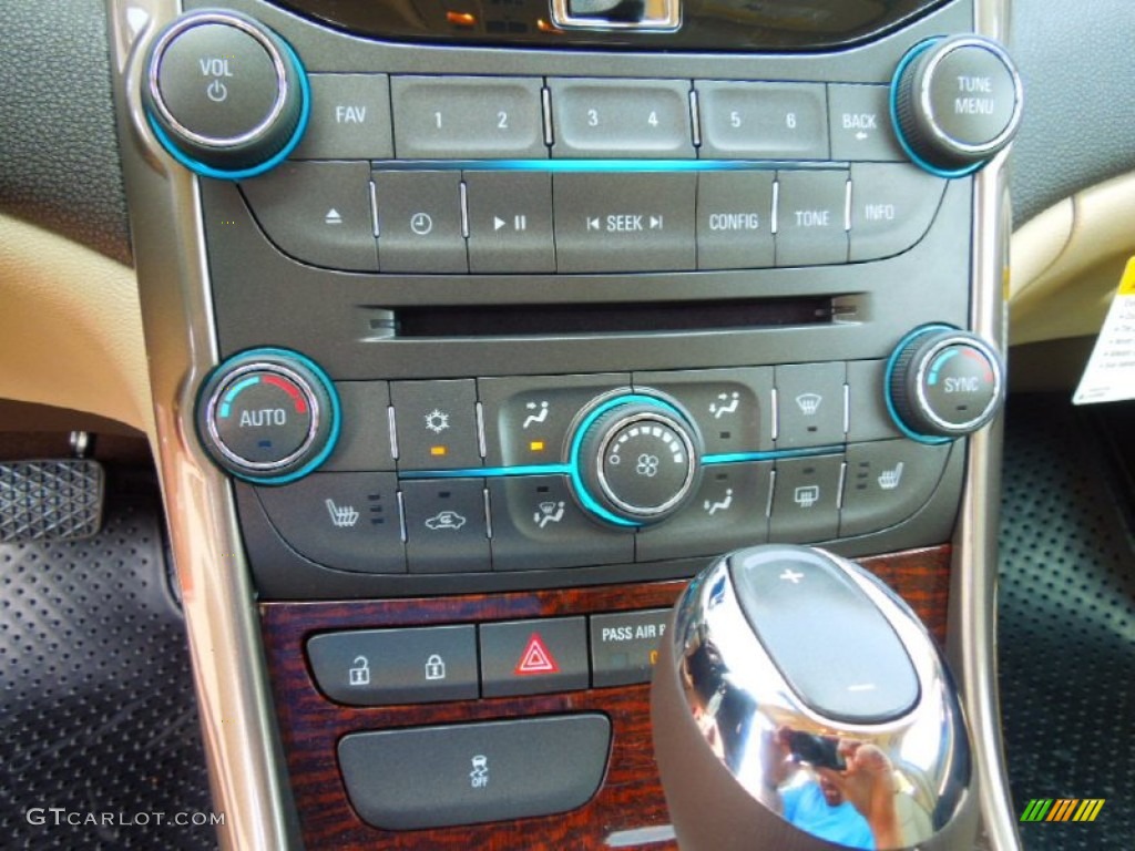 2013 Chevrolet Malibu ECO Controls Photo #64546848