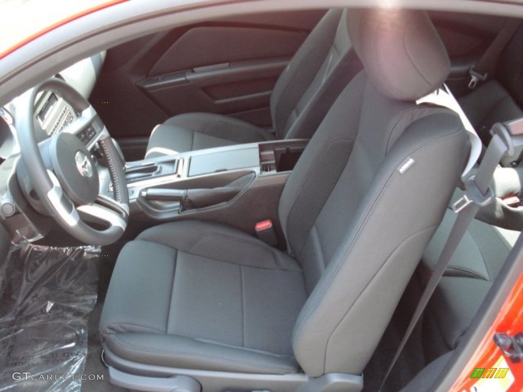 Charcoal Black Interior 2013 Ford Mustang GT Coupe Photo #64548357