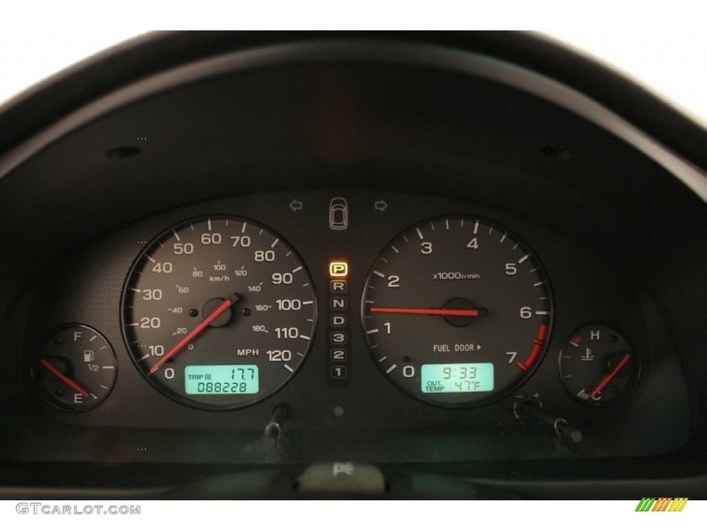 2002 Subaru Legacy L Sedan Gauges Photo #64549344