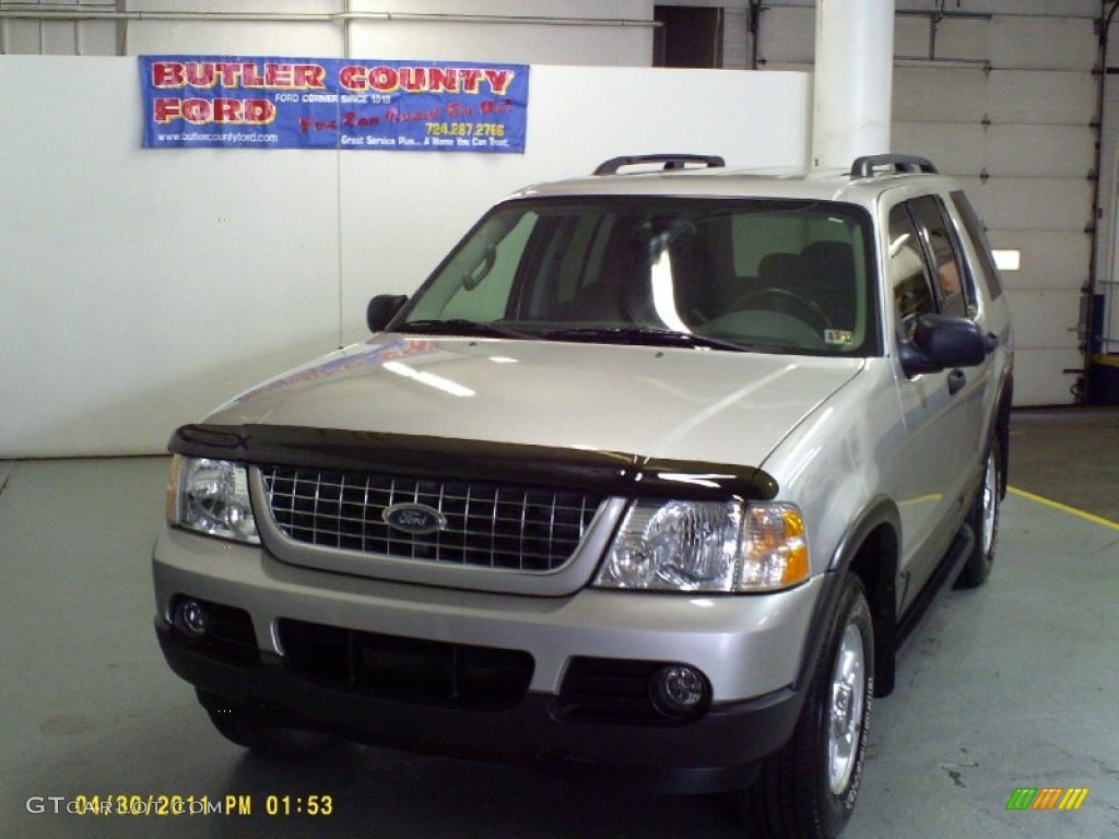 2003 Explorer XLT 4x4 - Silver Birch Metallic / Midnight Gray photo #3