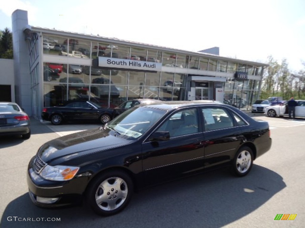 2004 Avalon XLS - Black / Ivory photo #1