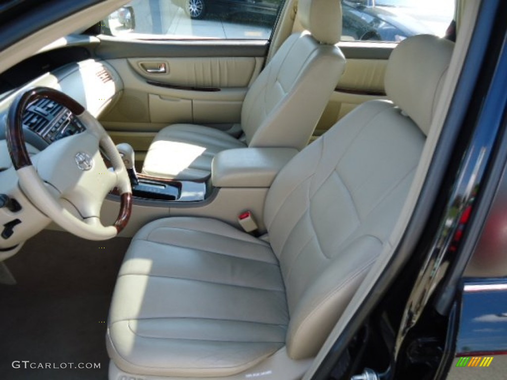 2004 Avalon XLS - Black / Ivory photo #10