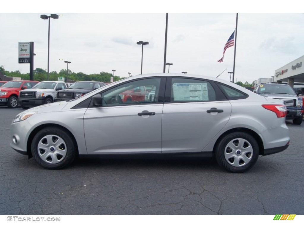 2012 Focus S Sedan - Ingot Silver Metallic / Charcoal Black photo #5