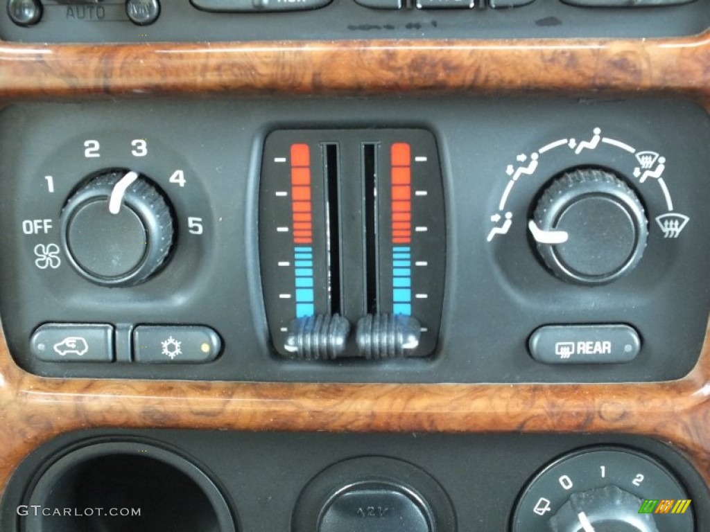 2004 Isuzu Ascender S Controls Photo #64559183