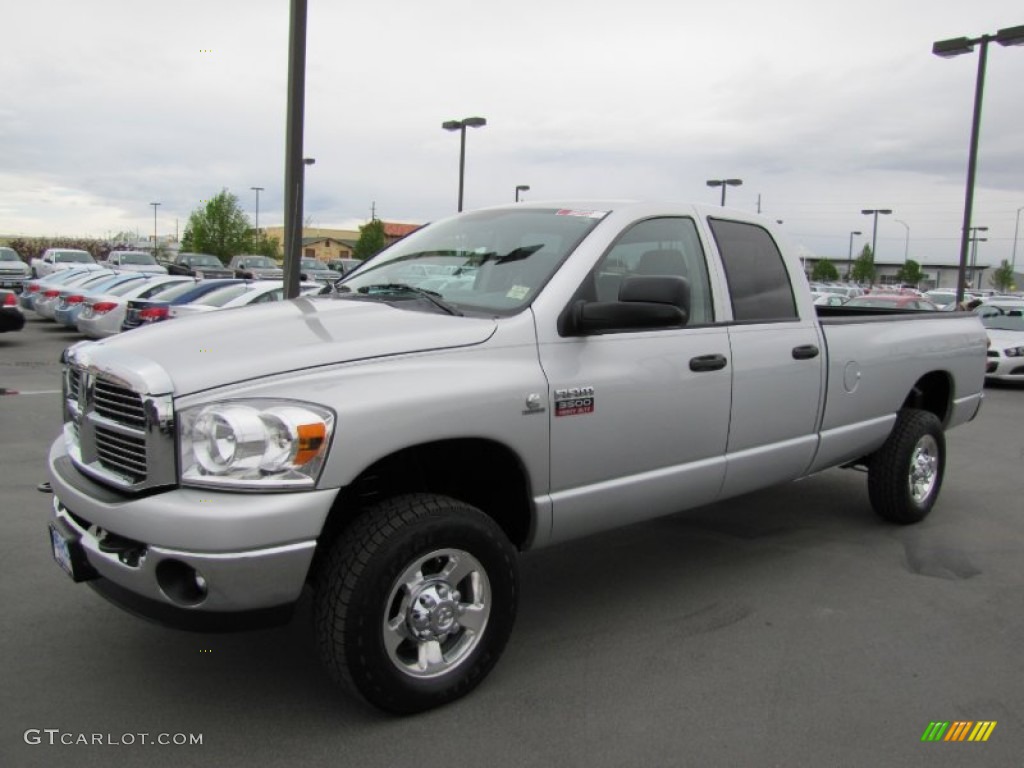 2008 Ram 3500 SLT Quad Cab 4x4 - Bright Silver Metallic / Medium Slate Gray photo #3