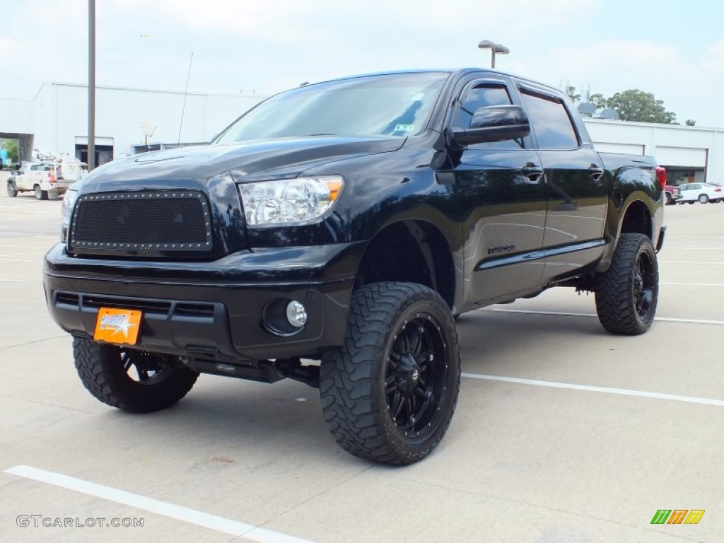 2010 Tundra Limited CrewMax - Black / Black photo #9