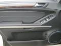 Black - GL 450 4Matic Photo No. 6