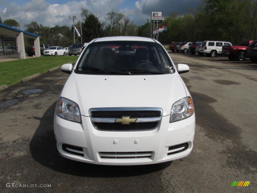 2010 Aveo LT Sedan - Summit White / Charcoal photo #6