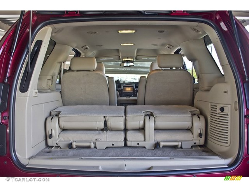 2010 Cadillac Escalade AWD Trunk Photos