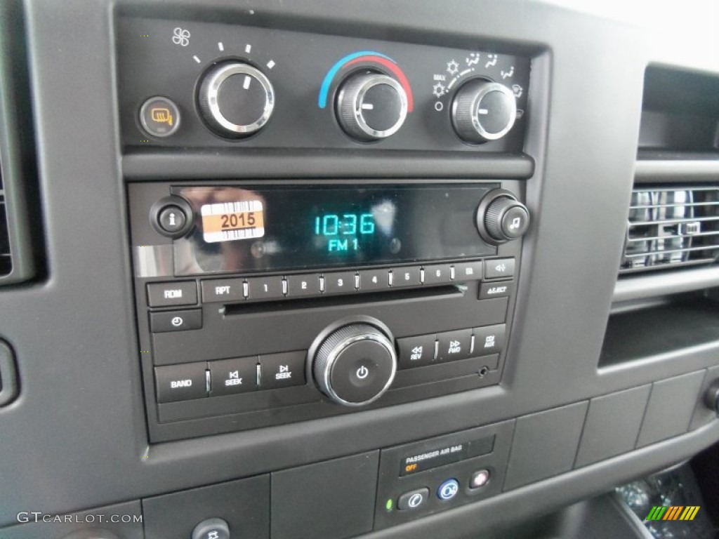 2012 Chevrolet Express LT 1500 Passenger Van Audio System Photo #64568612