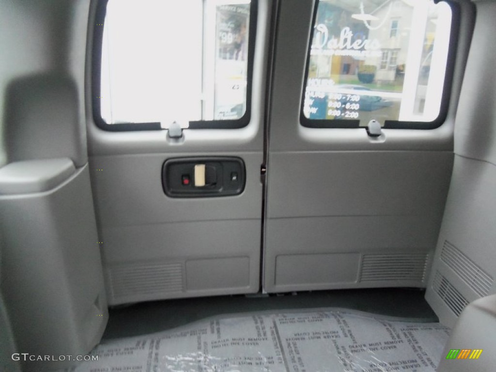 2012 Express LT 1500 AWD Passenger Van - Sheer Silver Metallic / Medium Pewter photo #28