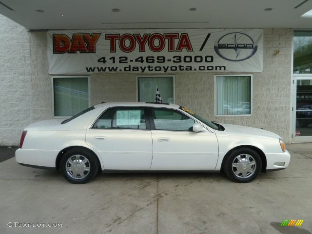 2004 DeVille Sedan - Cotillion White / Cashmere photo #1