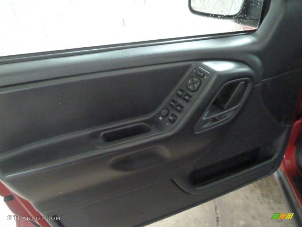 2004 Grand Cherokee Laredo 4x4 - Deep Lava Red Metallic / Dark Slate Gray photo #11