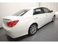 Blizzard White Pearl - Avalon Limited Photo No. 11