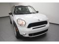 Light White - Cooper S Countryman Photo No. 7